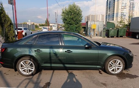 Audi A4, 2018 год, 1 950 000 рублей, 4 фотография