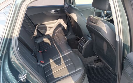 Audi A4, 2018 год, 1 950 000 рублей, 8 фотография