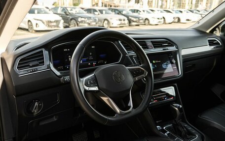 Volkswagen Tiguan II, 2021 год, 3 500 000 рублей, 5 фотография