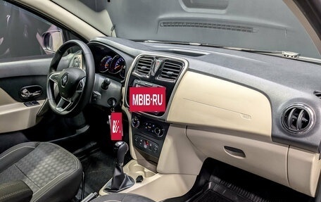 Renault Logan II, 2018 год, 1 040 000 рублей, 11 фотография