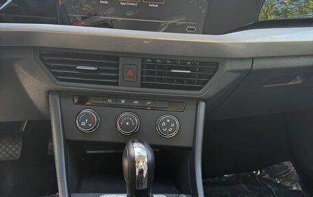 Volkswagen Bora, 2022 год, 2 100 000 рублей, 25 фотография