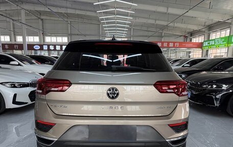 Volkswagen T-Roc I, 2022 год, 1 580 000 рублей, 5 фотография