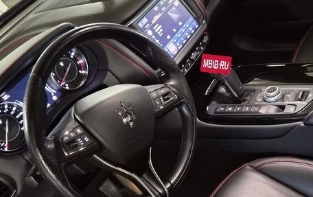 Maserati Levante I, 2020 год, 6 450 000 рублей, 12 фотография
