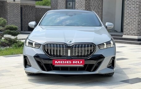 BMW 5 серия, 2024 год, 7 777 777 рублей, 2 фотография