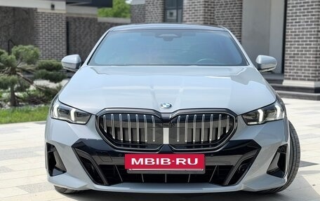 BMW 5 серия, 2024 год, 7 777 777 рублей, 5 фотография