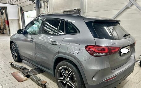 Mercedes-Benz GLA, 2021 год, 3 690 000 рублей, 2 фотография