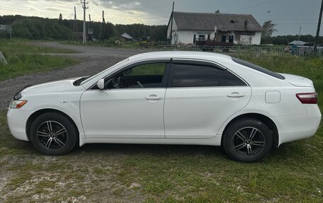 Toyota Camry, 2008 год, 950 000 рублей, 1 фотография