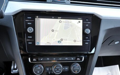 Volkswagen Passat B8 рестайлинг, 2020 год, 2 100 000 рублей, 13 фотография