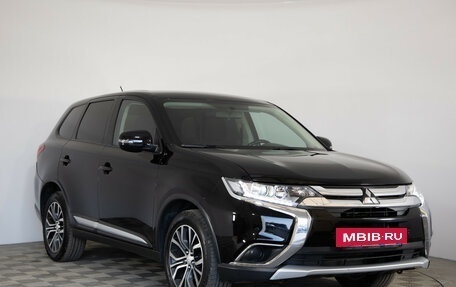 Mitsubishi Outlander III рестайлинг 3, 2016 год, 1 549 000 рублей, 3 фотография
