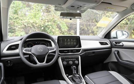 Volkswagen T-Roc I, 2026 год, 2 490 000 рублей, 11 фотография
