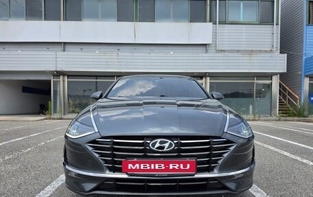 Hyundai Sonata VIII, 2022 год, 2 420 000 рублей, 2 фотография