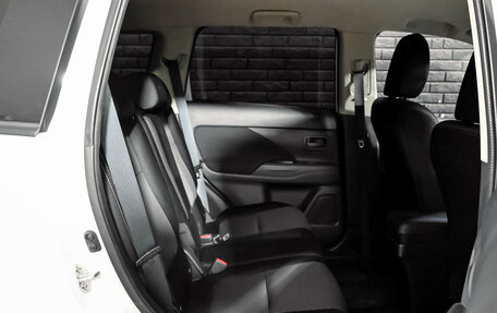 Mitsubishi Outlander III рестайлинг 3, 2016 год, 1 950 000 рублей, 16 фотография
