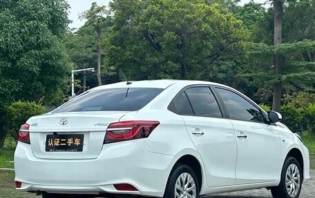 Toyota Vios III, 2022 год, 980 000 рублей, 3 фотография