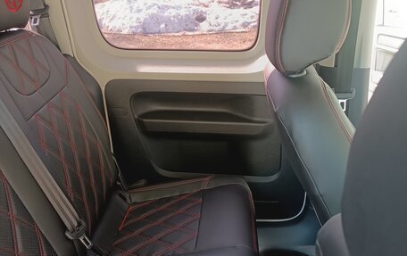 Volkswagen Caddy IV, 2018 год, 2 400 000 рублей, 13 фотография
