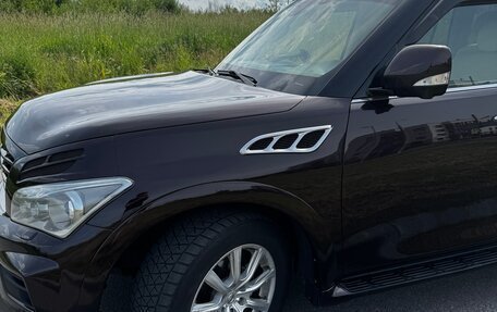 Infiniti QX56, 2010 год, 2 100 000 рублей, 3 фотография