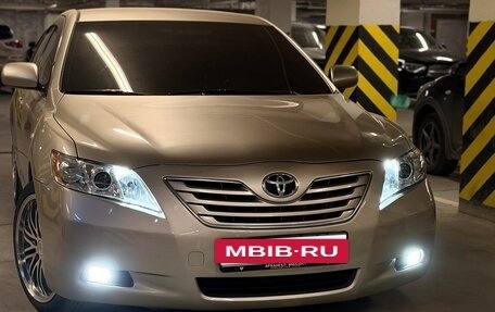 Toyota Camry, 2007 год, 1 200 000 рублей, 32 фотография
