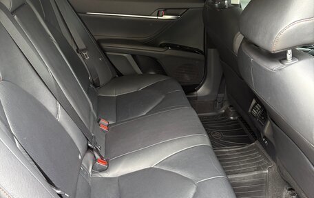 Toyota Camry, 2020 год, 3 470 000 рублей, 13 фотография