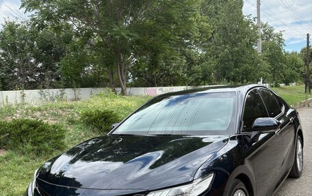Toyota Camry, 2020 год, 3 470 000 рублей, 10 фотография