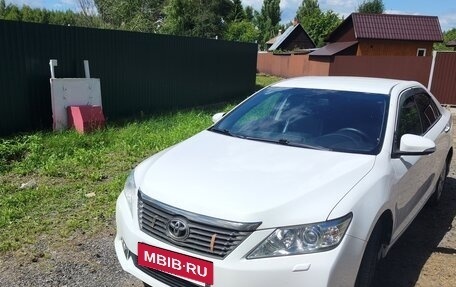 Toyota Camry, 2014 год, 1 810 000 рублей, 15 фотография