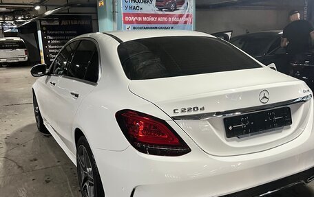 Mercedes-Benz C-Класс, 2019 год, 3 600 000 рублей, 4 фотография