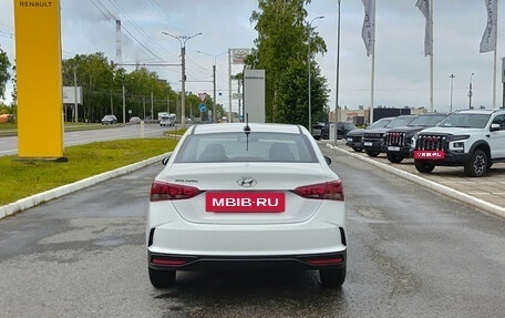 Hyundai Solaris II рестайлинг, 2021 год, 1 635 000 рублей, 10 фотография