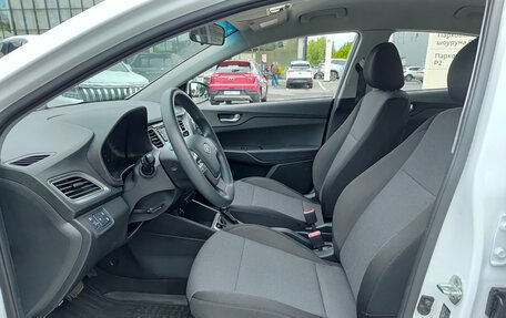 Hyundai Solaris II рестайлинг, 2021 год, 1 635 000 рублей, 20 фотография