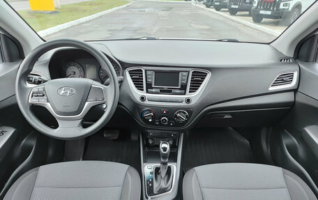 Hyundai Solaris II рестайлинг, 2021 год, 1 635 000 рублей, 18 фотография