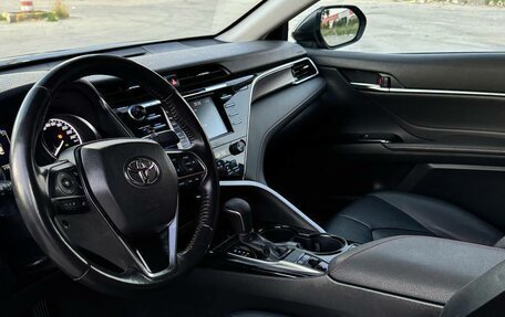 Toyota Camry, 2020 год, 2 790 000 рублей, 6 фотография