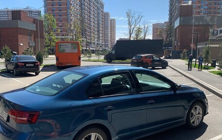 Volkswagen Jetta VI, 2015 год, 1 100 000 рублей, 4 фотография