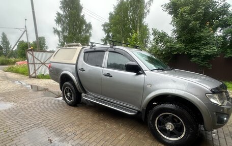Mitsubishi L200 IV рестайлинг, 2013 год, 1 150 000 рублей, 2 фотография