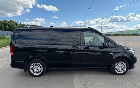 Mercedes-Benz V-Класс, 2017 год, 3 700 000 рублей, 3 фотография