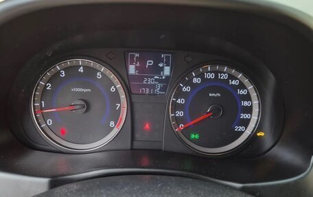 Hyundai Solaris II рестайлинг, 2015 год, 920 000 рублей, 8 фотография
