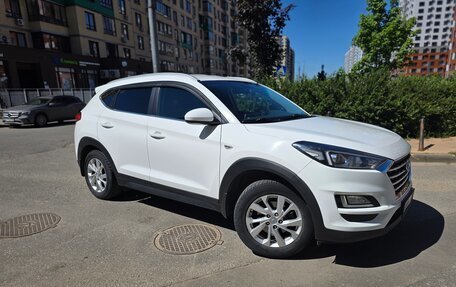 Hyundai Tucson III, 2019 год, 2 330 000 рублей, 2 фотография