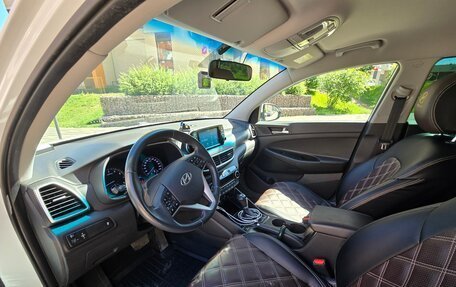 Hyundai Tucson III, 2019 год, 2 330 000 рублей, 6 фотография