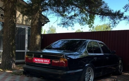 BMW 5 серия, 1995 год, 600 000 рублей, 3 фотография