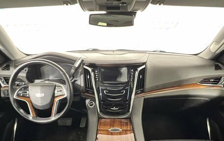 Cadillac Escalade IV, 2015 год, 2 919 000 рублей, 9 фотография