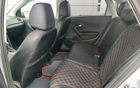 Volkswagen Polo VI (EU Market), 2011 год, 860 000 рублей, 17 фотография