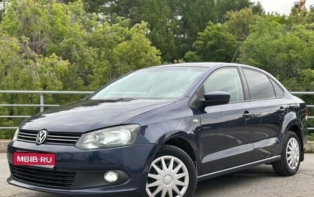 Volkswagen Polo VI (EU Market), 2012 год, 700 000 рублей, 1 фотография
