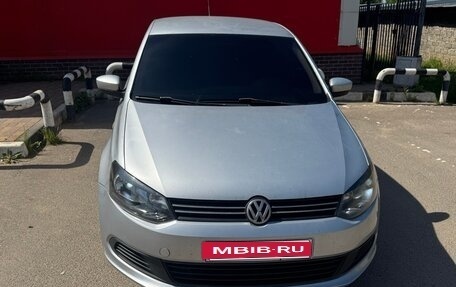 Volkswagen Polo VI (EU Market), 2012 год, 750 000 рублей, 3 фотография