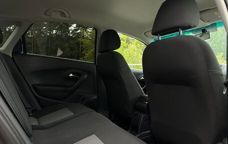 Volkswagen Polo VI (EU Market), 2012 год, 700 000 рублей, 15 фотография