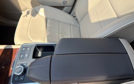 Mercedes-Benz GL-Класс, 2013 год, 3 800 000 рублей, 24 фотография