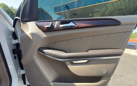 Mercedes-Benz GL-Класс, 2013 год, 3 800 000 рублей, 29 фотография