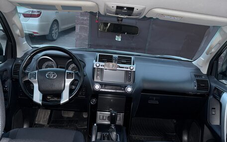 Toyota Land Cruiser Prado 150 рестайлинг 2, 2015 год, 3 550 000 рублей, 5 фотография