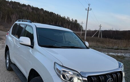 Toyota Land Cruiser Prado 150 рестайлинг 2, 2015 год, 3 550 000 рублей, 14 фотография