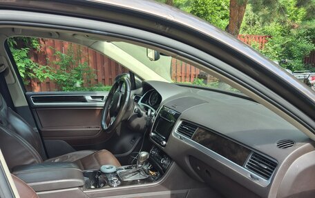 Volkswagen Touareg III, 2011 год, 1 234 000 рублей, 3 фотография