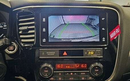 Mitsubishi Outlander III рестайлинг 3, 2020 год, 1 849 000 рублей, 9 фотография