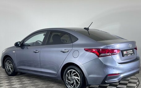 Hyundai Solaris II рестайлинг, 2018 год, 1 250 000 рублей, 4 фотография