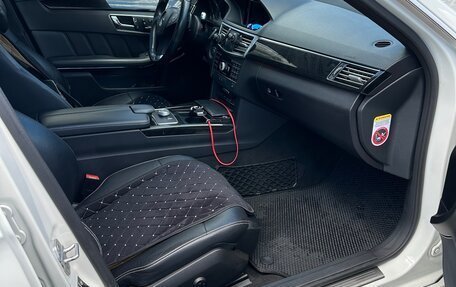 Mercedes-Benz E-Класс, 2011 год, 2 500 000 рублей, 9 фотография