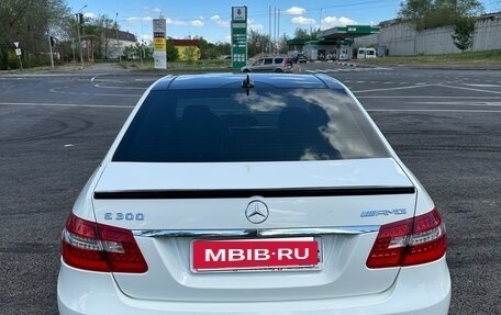 Mercedes-Benz E-Класс, 2011 год, 2 500 000 рублей, 6 фотография