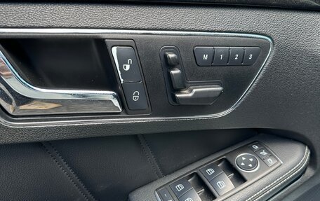 Mercedes-Benz E-Класс, 2011 год, 2 500 000 рублей, 17 фотография